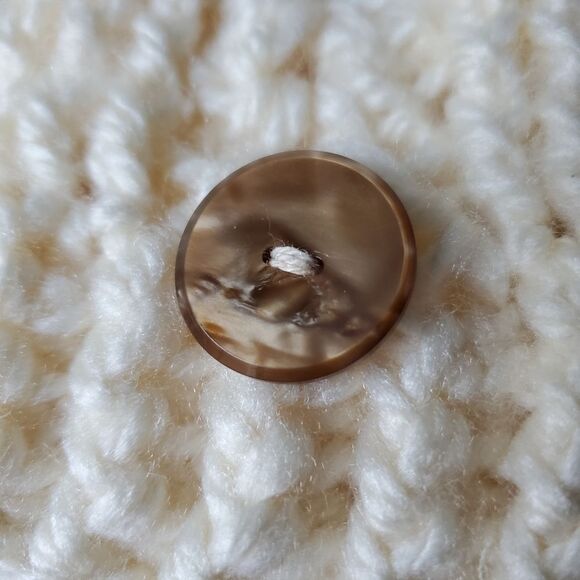 Hand Crafted Chunky Knit Crochet Cream Colored Boot Cuffs - Picture 5 of 8